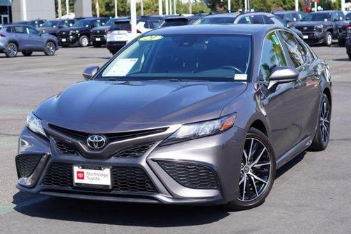 2021 Toyota Camry SE