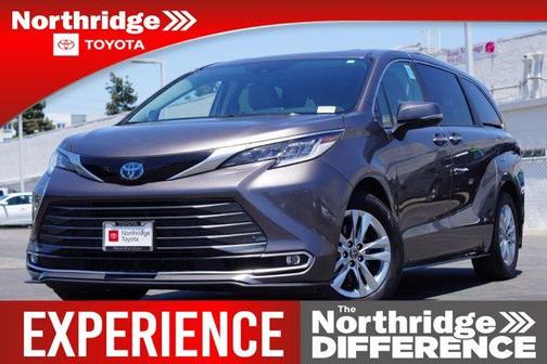 2023 Toyota Sienna Limited 7-Passenger