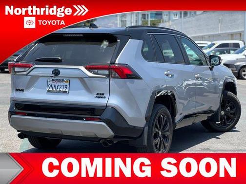 2024 Toyota RAV4 Hybrid SE
