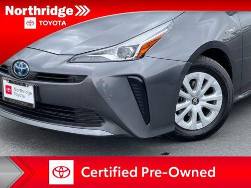 2022 Toyota Prius LE