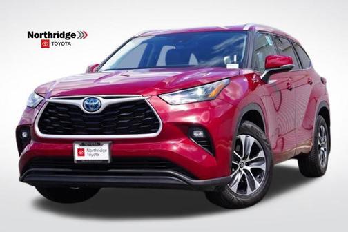 2022 Toyota Highlander Hybrid XLE