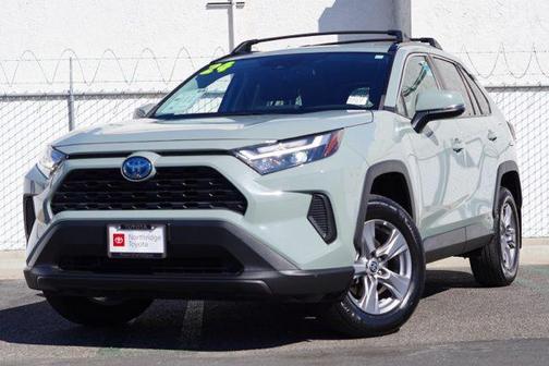 2022 Toyota RAV4 Hybrid XLE