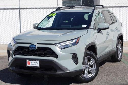 2022 Toyota RAV4 Hybrid XLE