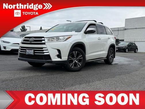 2017 Toyota Highlander LE