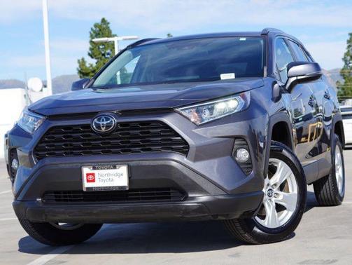2020 Toyota RAV4 XLE