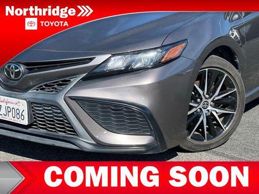 2022 Toyota Camry SE