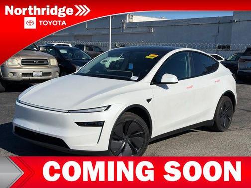 2026 Tesla Model Y Premium Rear-Wheel Drive