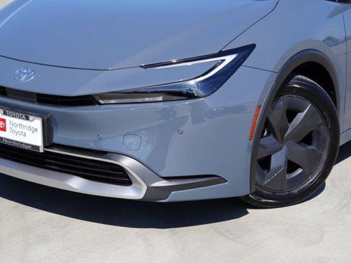 2023 Toyota Prius Prime SE