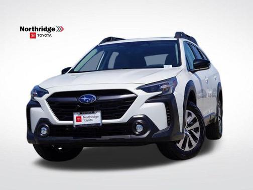 Crystal White Pearl 2025 Subaru Outback Premium