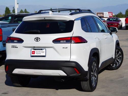 2024 Toyota Corolla Cross XLE