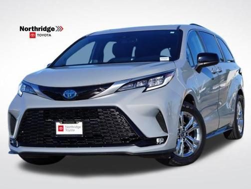 2023 Toyota Sienna XSE 7 Passenger