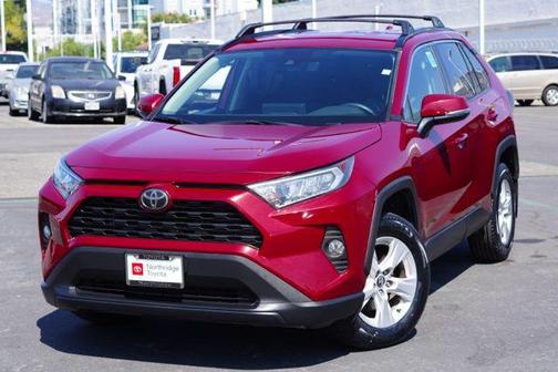 2020 Toyota RAV4 XLE