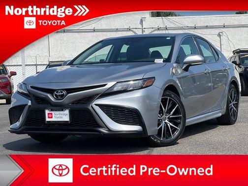 2022 Toyota Camry SE
