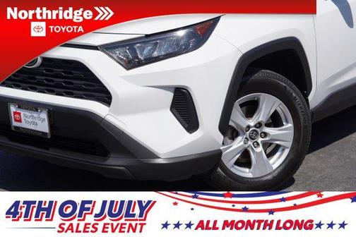 2020 Toyota RAV4 LE
