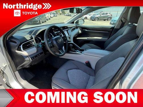 Celestial Silver Metallic 2018 Toyota Camry Hybrid LE