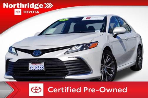 2023 Toyota Camry Hybrid XLE