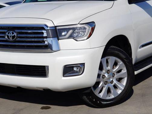 Blizzard Pearl 2019 Toyota Sequoia Platinum