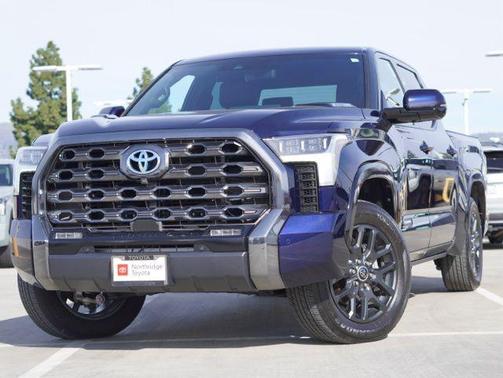 2023 Toyota Tundra Hybrid Platinum