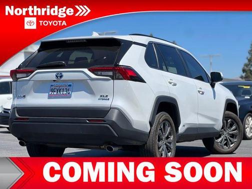 2023 Toyota RAV4 Hybrid XLE Premium