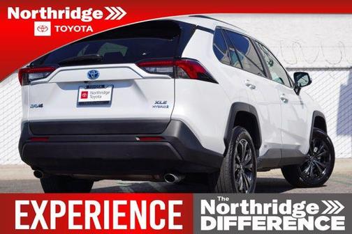 2023 Toyota RAV4 Hybrid XLE Premium