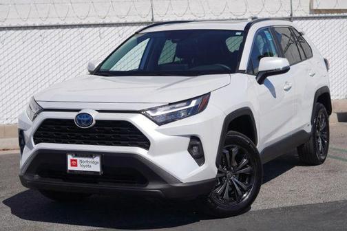 2023 Toyota RAV4 Hybrid XLE Premium