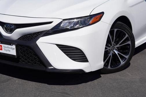 2020 Toyota Camry SE