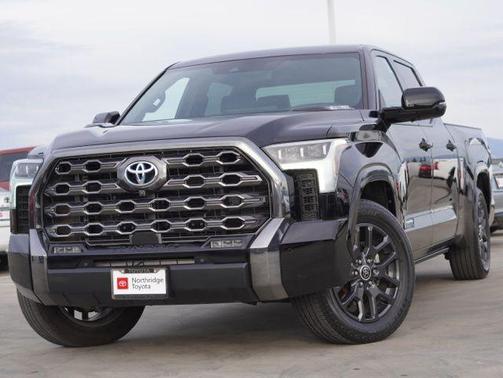 2023 Toyota Tundra Hybrid Platinum