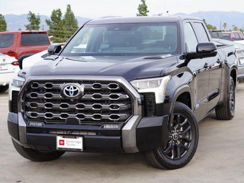 2023 Toyota Tundra Hybrid Platinum