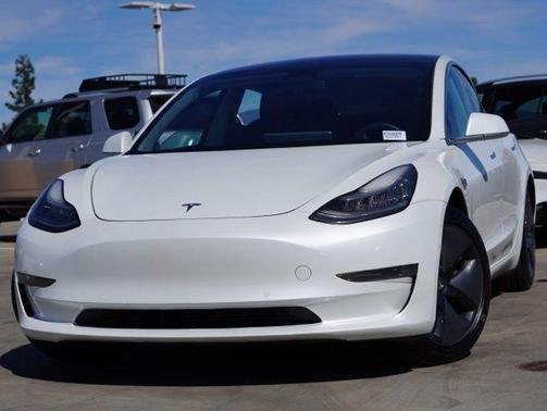 2019 Tesla Model 3 Performance