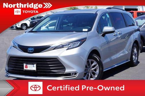 2023 Toyota Sienna XLE