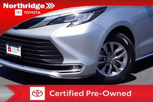 2023 Toyota Sienna XLE
