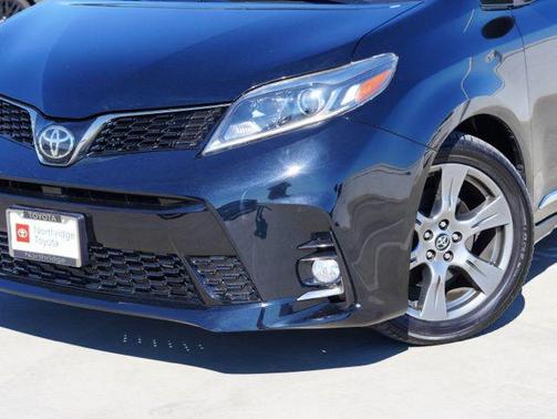 2018 Toyota Sienna SE