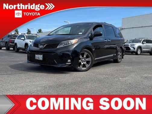 2018 Toyota Sienna SE