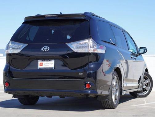 2018 Toyota Sienna SE