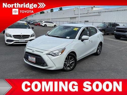 2019 Toyota Yaris Sedan LE