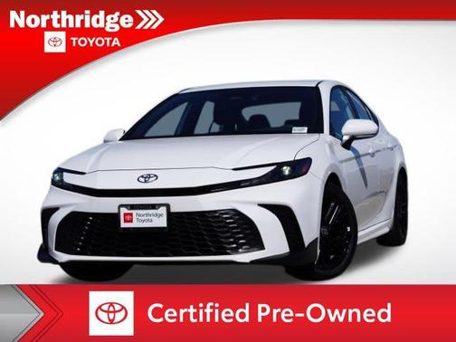 Ice Cap 2025 Toyota Camry SE