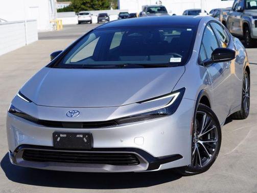 2024 Toyota Prius XLE