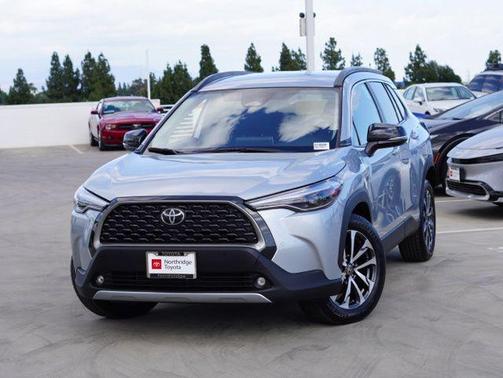 Sonic Silver 2025 Toyota Corolla Cross XLE