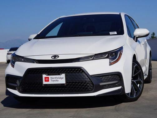 White 2022 Toyota Corolla SE