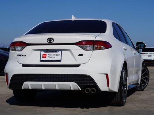 White 2022 Toyota Corolla SE