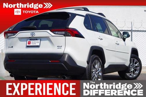 2022 Toyota RAV4 XLE Premium