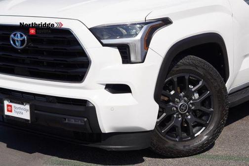 2024 Toyota Sequoia SR5