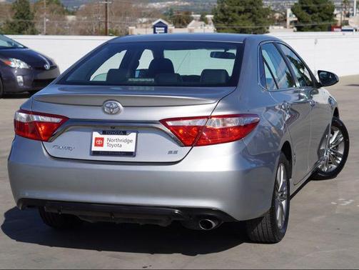 2017 Toyota Camry SE