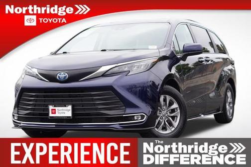 2024 Toyota Sienna XLE