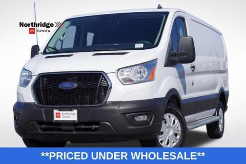 2022 Ford Transit-250 Base