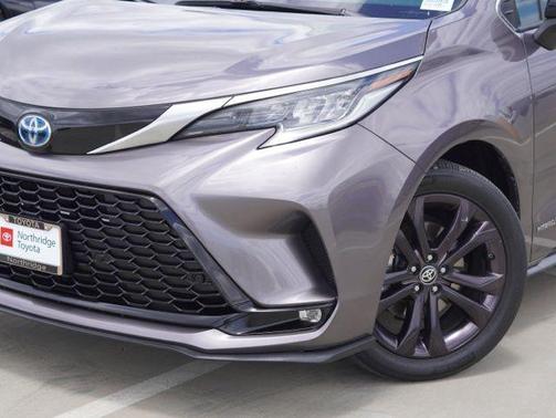 Predawn Gray Mica 2021 Toyota Sienna XSE 7 Passenger
