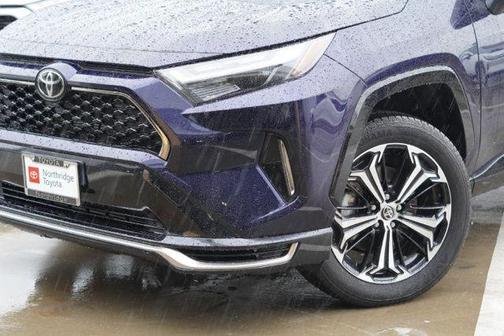 2025 Toyota RAV4 Hybrid SE