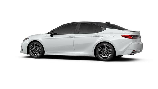 Wind Chill Pearl w/Midnight Black Metallic Roof 2026 Toyota Camry XSE