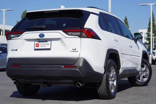 2024 Toyota RAV4 Hybrid LE