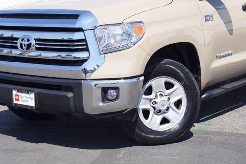2017 Toyota Tundra SR5